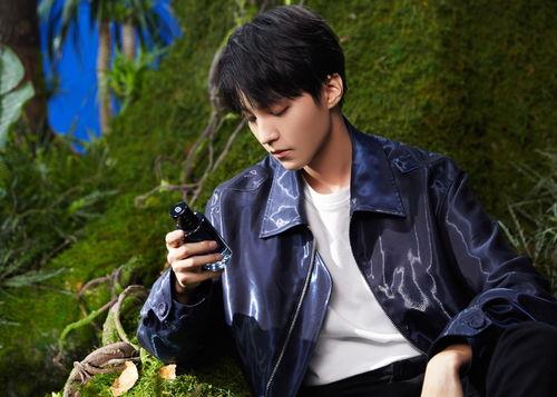 吃瓜娱乐王俊凯张翰,吃瓜娱乐界新篇章  第3张