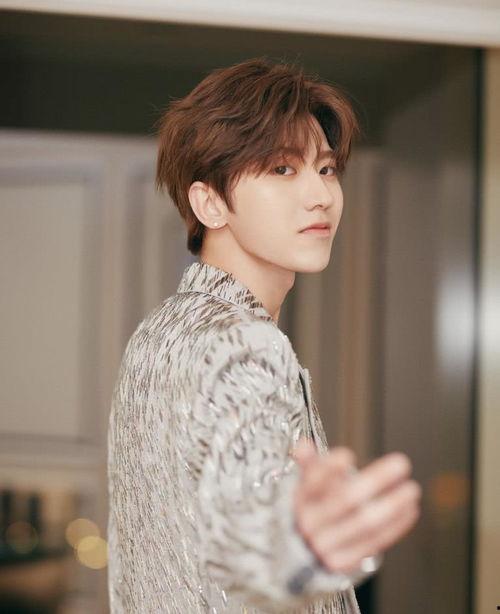 2017娱乐圈爆料贴,揭秘明星幕后真相  第3张